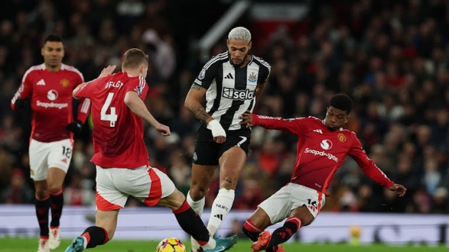 Newcastle đã mở tỷ số ngay từ phút thứ 4 do bàn thắng của Alexander Isak