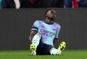 Arsenal Đối Mặt Thách Thức Khi Saka Chấn Thương: Kế Hoạch Ứng Phó Trong Cuộc Đua Vô Địch Premier League